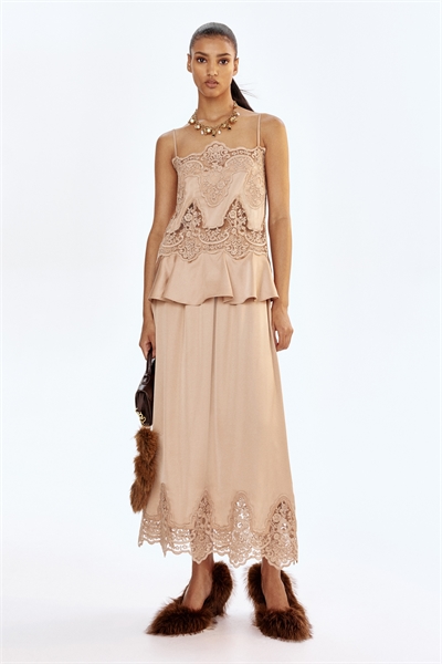 Атласный топ на бретельках с кружевными вставками 1310813001