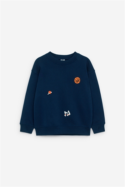 Толстовка с вышивкой 1267258006