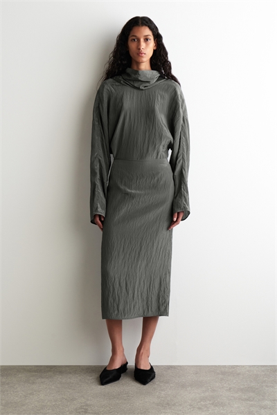 Мини-платье из мятого атласа 1291641001