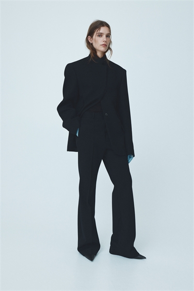 Приталенные шерстяные брюки 1302140001