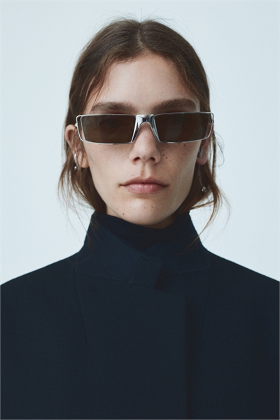 Солнцезащитные очки 1303207001