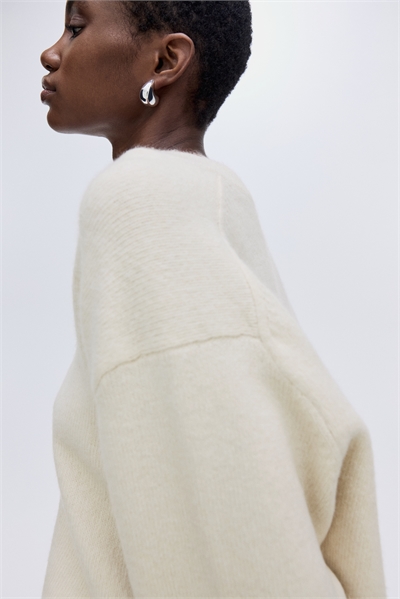 Джемпер с V-образным вырезом в стиле оверсайз 1303131002