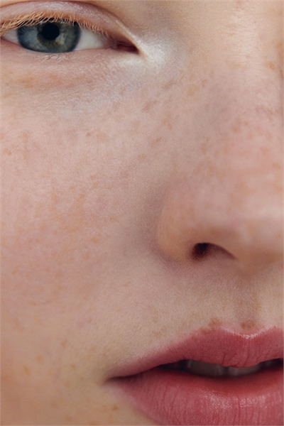 Бальзам для губ Lip Shine 1272109003