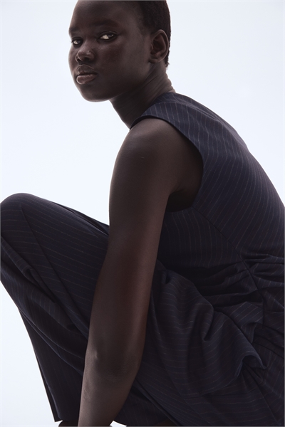 Топ на одно плечо 1310213001