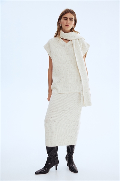 Свитер-жилет с воротником-шарфом 1307408002