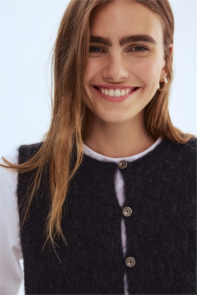 Жилет из мохеровой смеси 1308831001