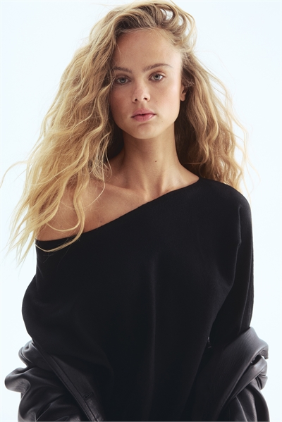 Джемпер на одно плечо 1307254002