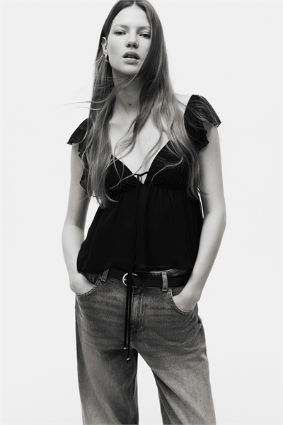 Топ с рукавами-воланами 1319506001