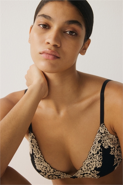 Мягкий кружевной бюстгальтер с мягкой подкладкой 1302003003