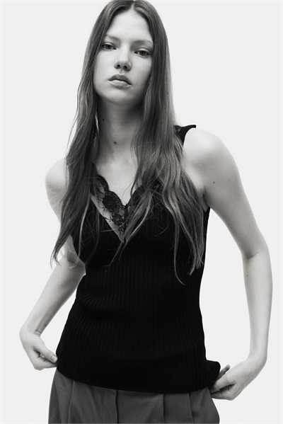 Майка с кружевной отделкой 1322117001