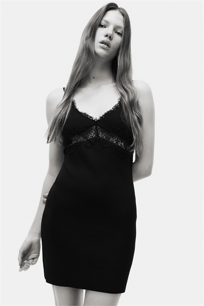 Платье с кружевными деталями 1326050001