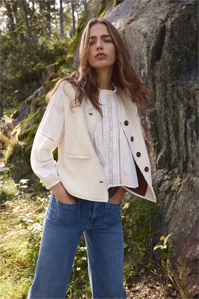 Плюшевая жилетка 1315452001