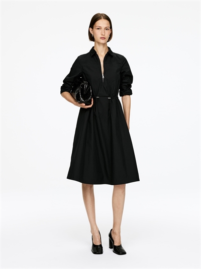 Платье на бретельках 1297184002