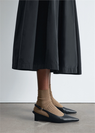 Кожаные туфли на танкетке 1307228002