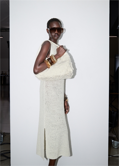 Маленькая джинсовая сумка с аппликацией 1284728003