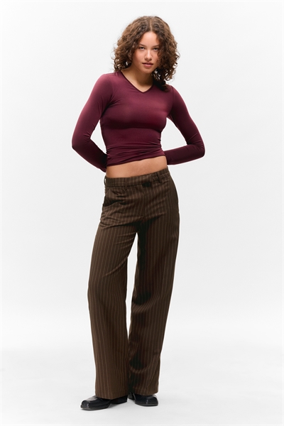 Костюмные брюки с низкой посадкой 1301876001