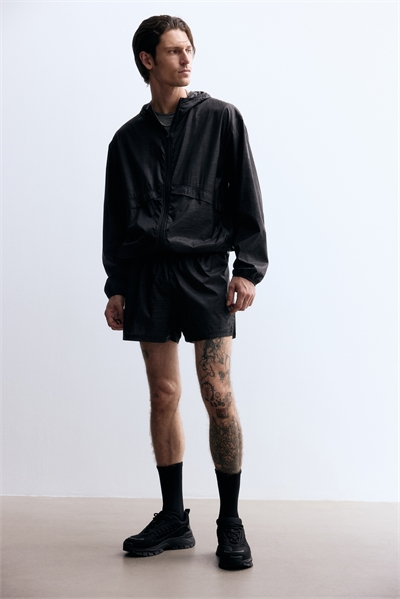 Короткие беговые шорты с DryMove™ 1299570001