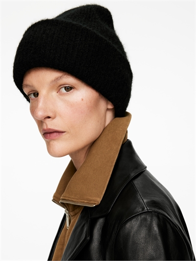Шапка бини из смеси альпаки и мериноса 0998379001