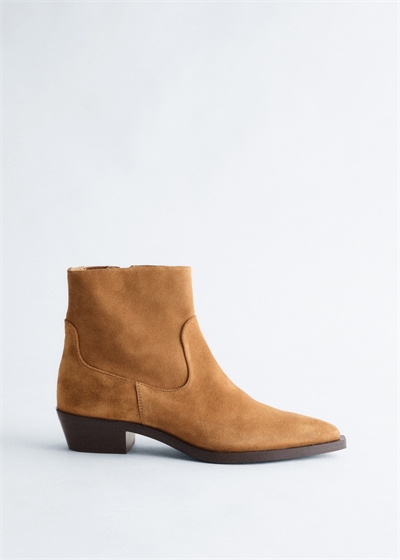 Кожаные сапоги с острым носком 1224304003