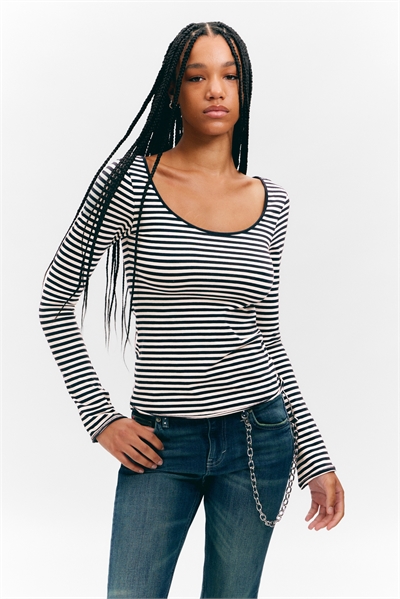 Топ с длинными рукавами облегающего кроя с вырезом "совок 1299061003