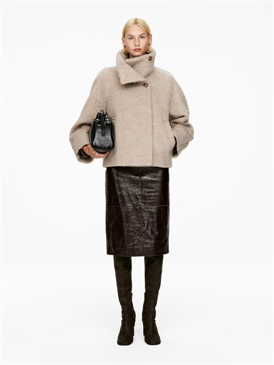 Куртка из смеси шерсти и альпака с вороненым вырезом 1300210003