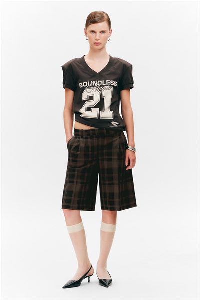 Футболка с графическим V-образным вырезом 1293042003