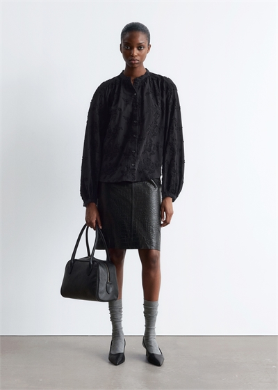 Объемная блузка с цветочной аппликацией 0954744006