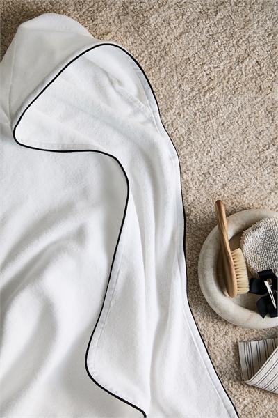 Банное полотенце с капюшоном с отделкой из пике 1300577001