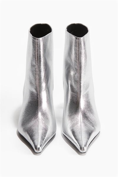 Сапоги на каблуке 1239750004