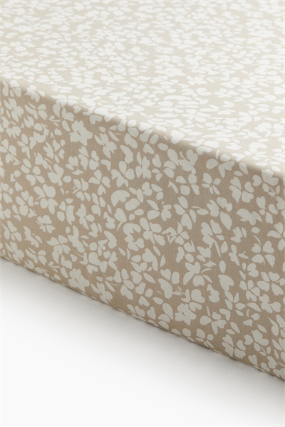 Хлопковая простыня на резинке с принтом артикул 1224359003