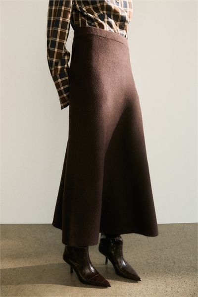 Расклешенная трикотажная юбка 1250515008