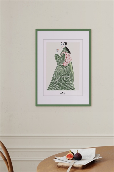 La Poire - Зеленое пальто (в рамке) 1264969001