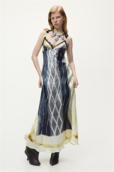 Платье из атласа с принтом 1298156001