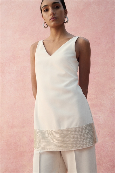 Платье, украшенное бисером 1300594001