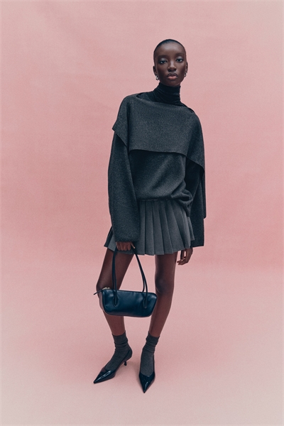 Джемпер с деталями из шарфа 1307224001