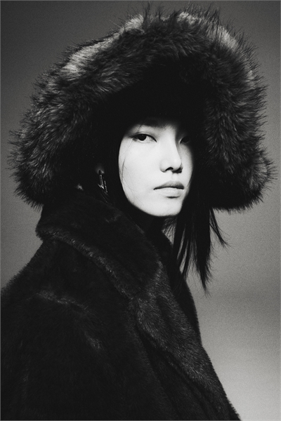 Пушистая шапка 1309782001