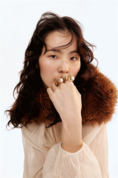 Кольцо с бусинами 1311341001