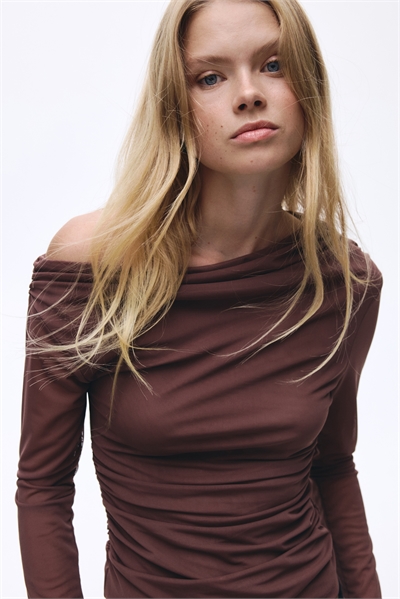 Топ из сетки на одно плечо 1314341001