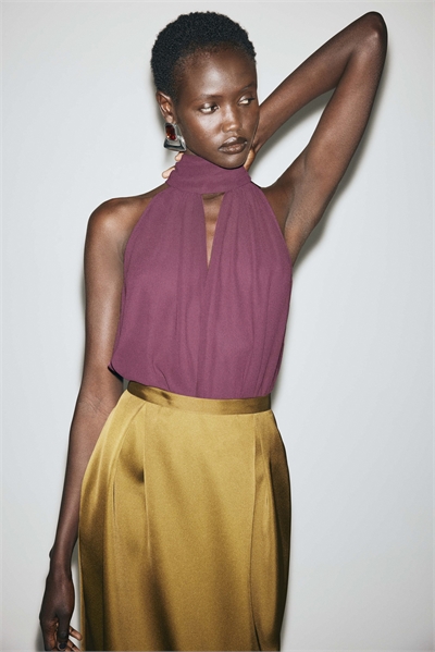 Топ с воротником-шарфом 1315389001