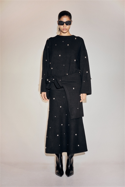 Джемпер с шипами 1315995001