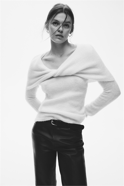 Топ с кручеными деталями из мохерового бленда 1316734001