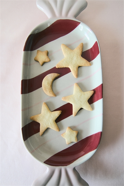 Сервировочная тарелка из керамики 1301746002