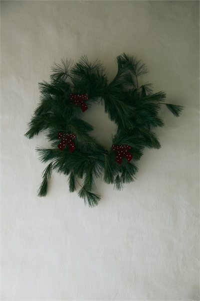 Украшение в виде большого банта из бисера 1294590001