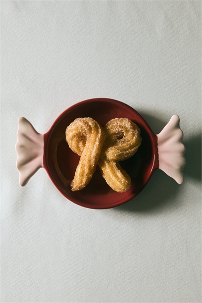 Сервировочная тарелка в форме сладости 1301745002