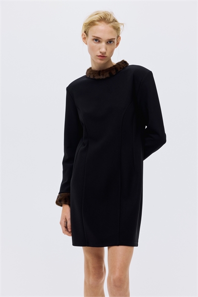 Приталенное платье 1314388001