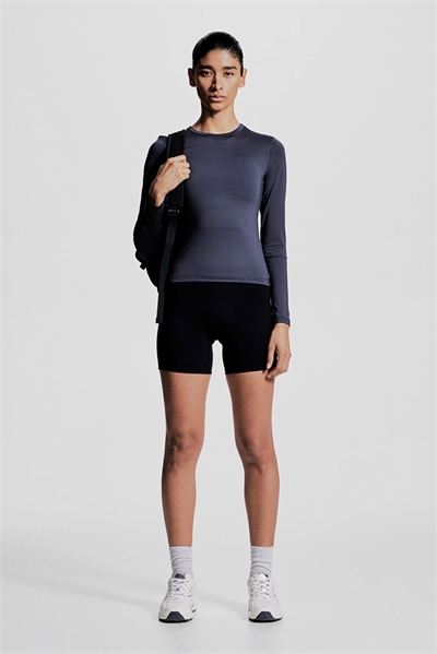 Спортивный топ с DryMove™ 1225464009