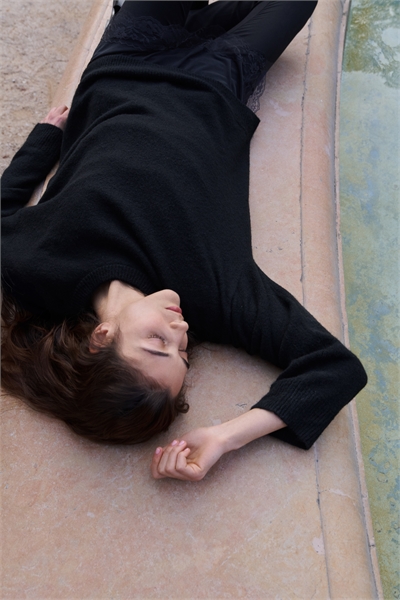 Джемпер свободного кроя 1301230004