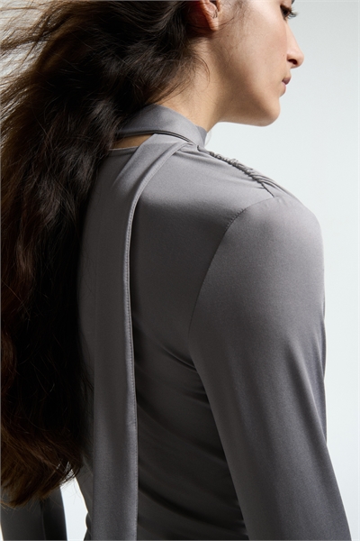 Топ с отделкой шарфом 1304260002