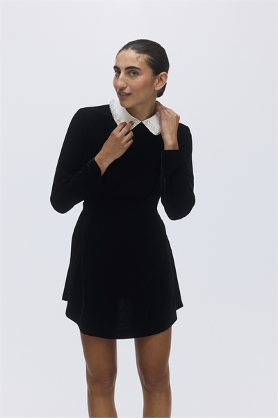 Бархатное платье с воротником 1310760001