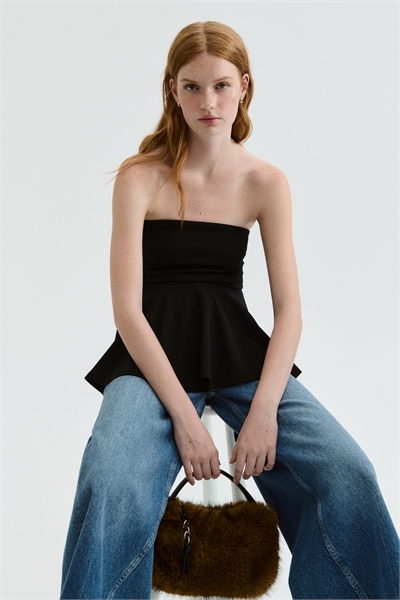 Топ с пеплумом в виде бандо 1302039001